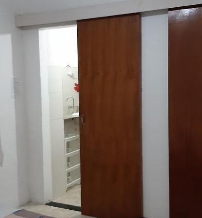 Quarto Privativo Casal Lauro de Freitas Luaran gambar